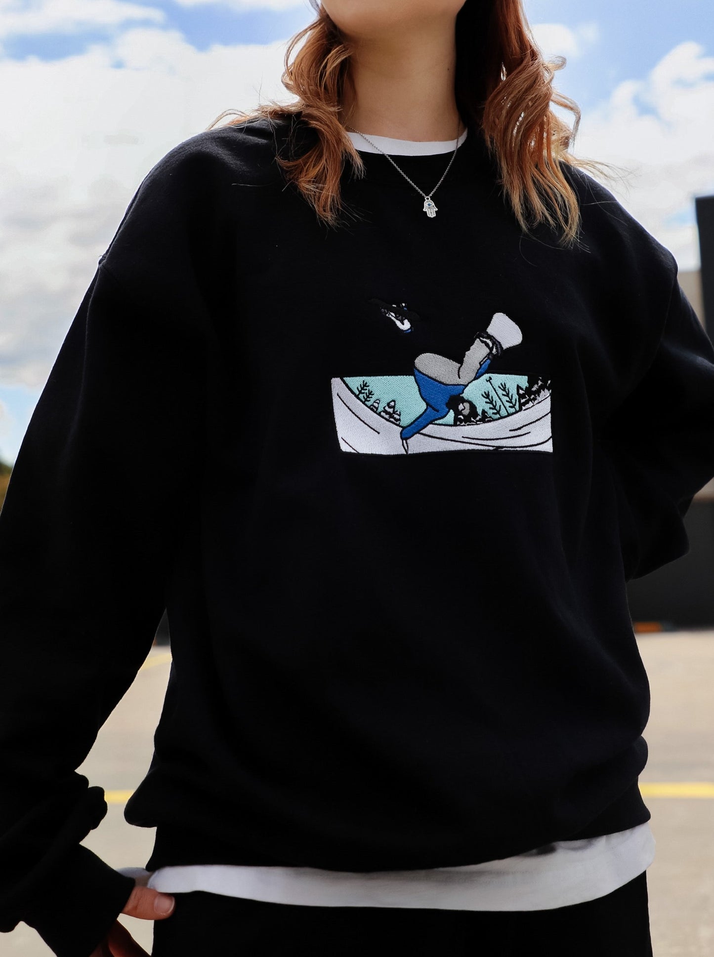 GHOSTNIA SNOWBOARD FLIPS SWEATER