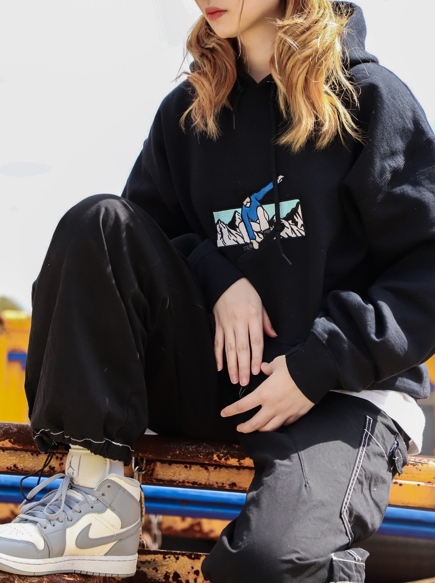 GHOSTNIA SNOWBOARD JUMP HOODIE