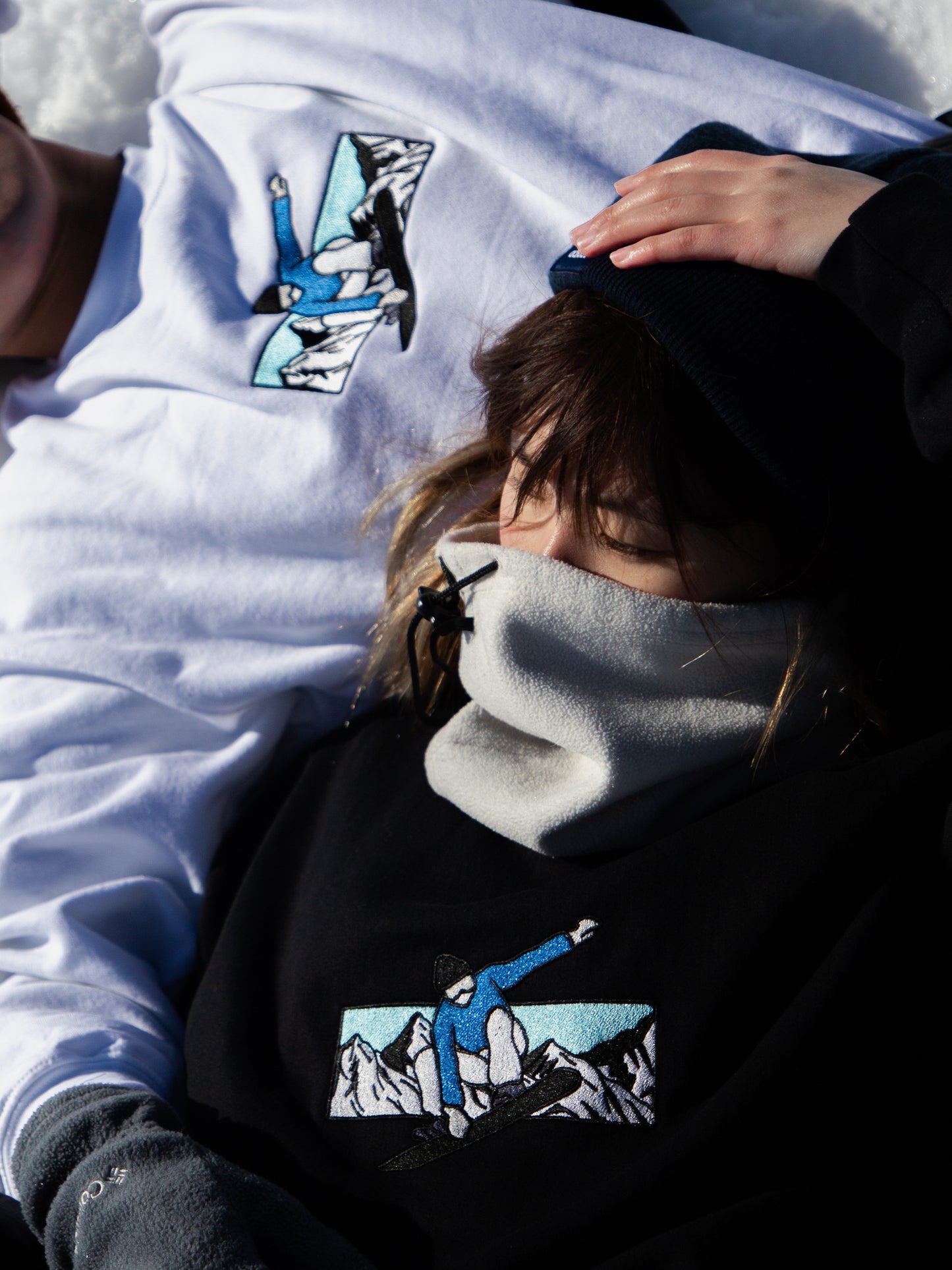 GHOSTNIA SNOWBOARD JUMP SWEATER