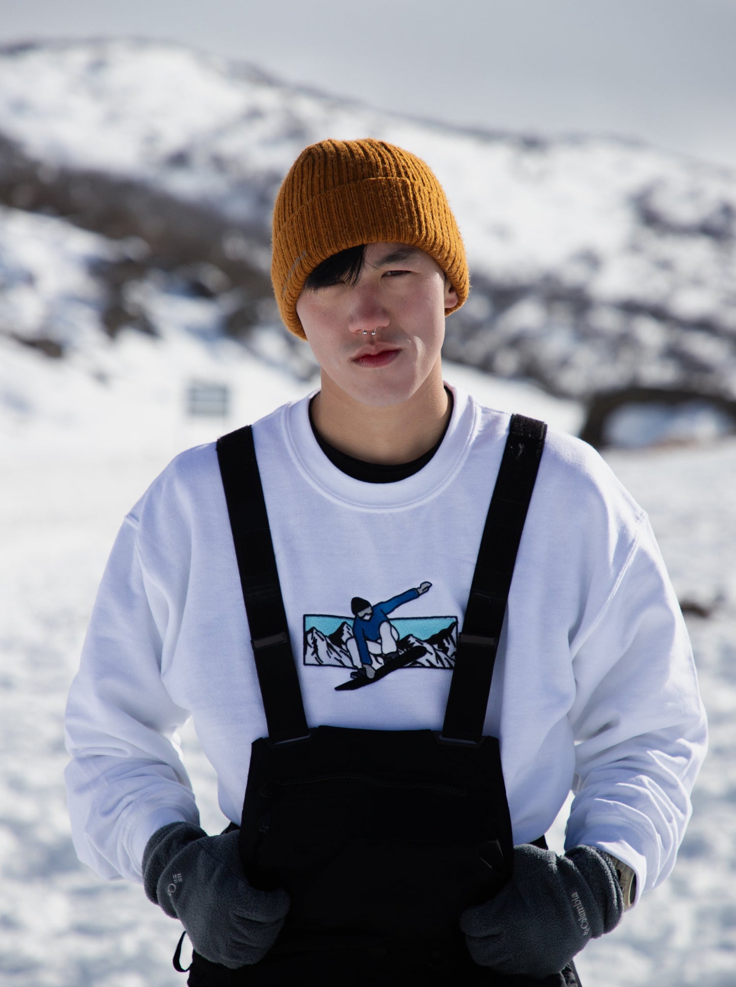 GHOSTNIA SNOWBOARD JUMP SWEATER