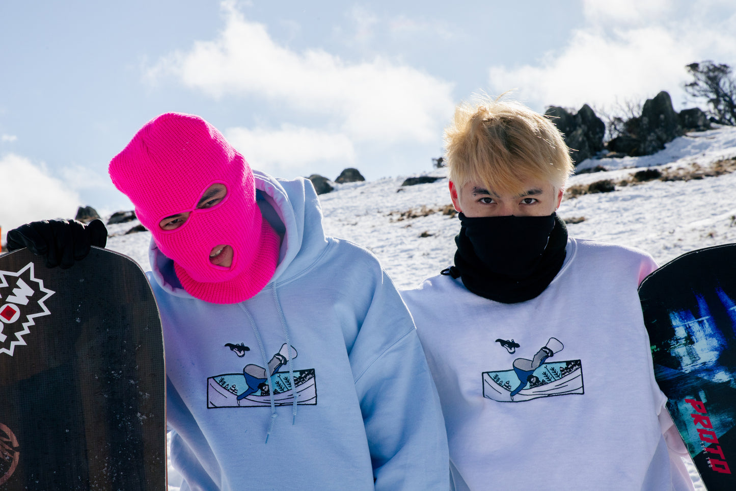 GHOSTNIA SNOWBOARD FLIPS HOODIE