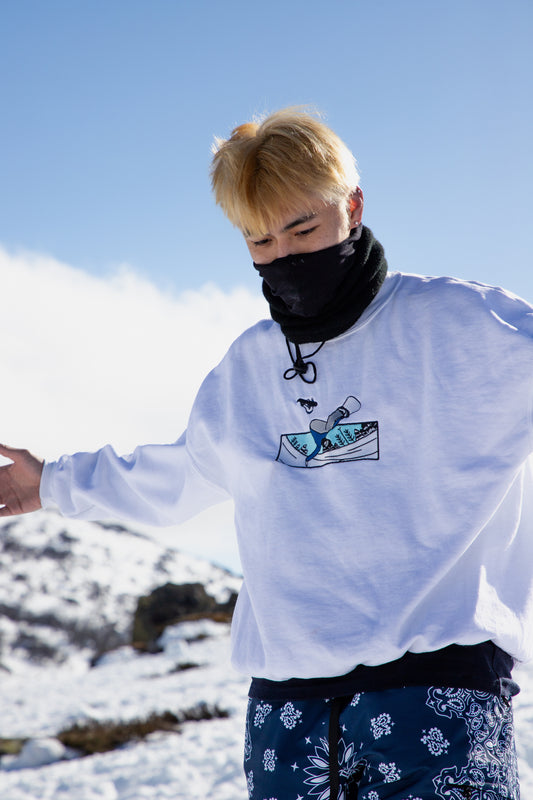 GHOSTNIA SNOWBOARD FLIPS SWEATER